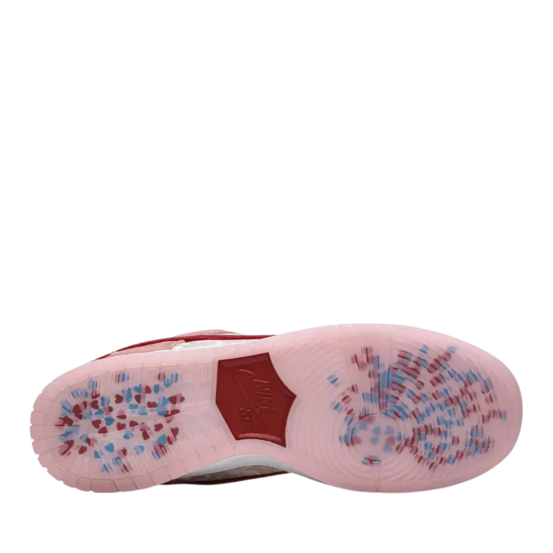 Nike SB Dunk Low StrangeLove Skateboards