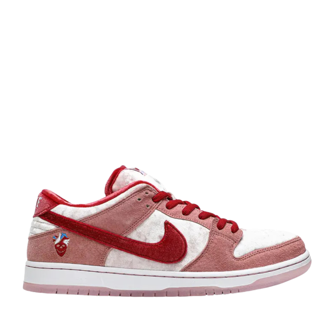 Nike SB Dunk Low StrangeLove Skateboards