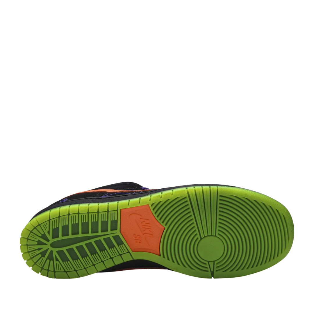 Nike SB Dunk Low Night of Mischief Halloween